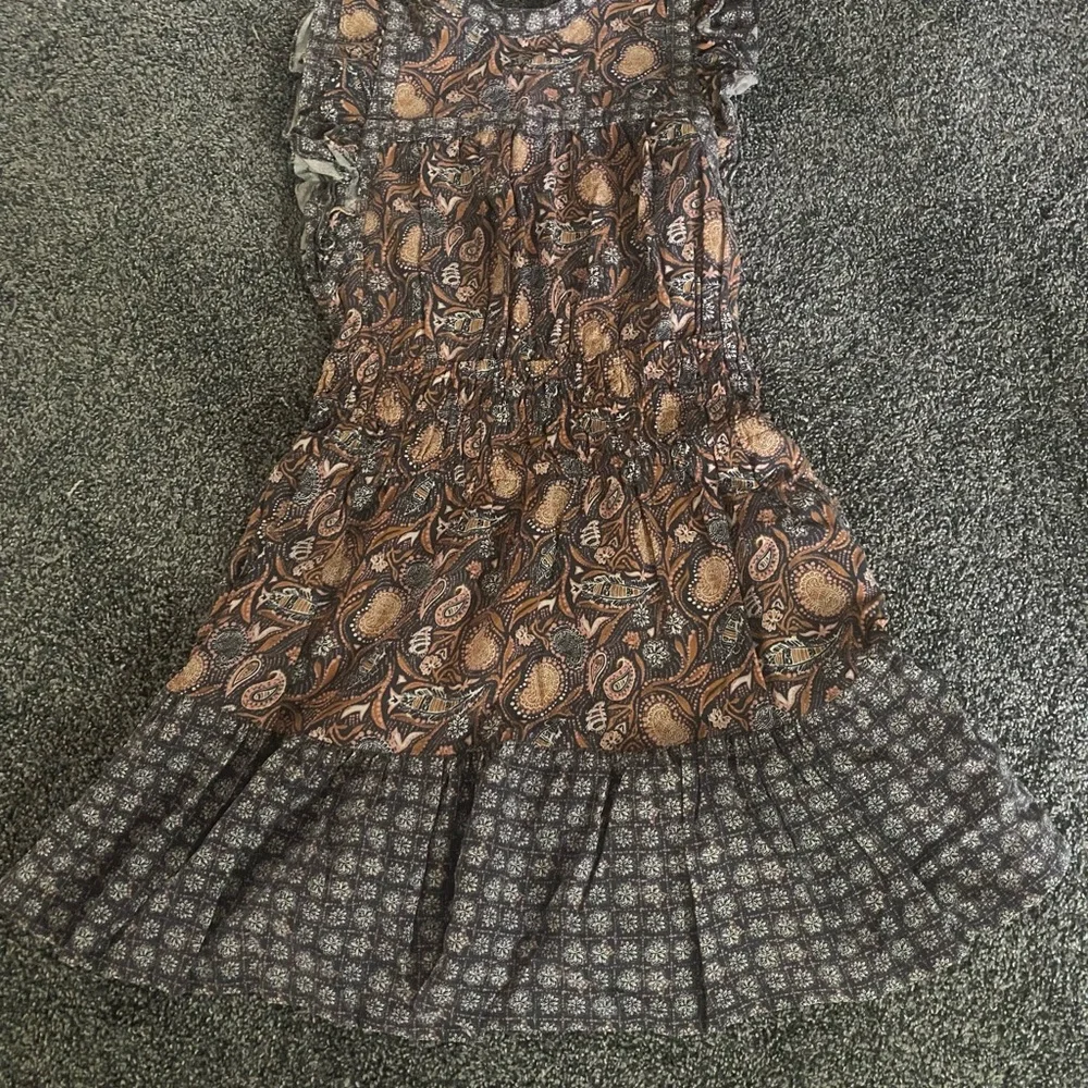 Universal Thread Paisley Flutter Sleeve Sundress Dress - Picture 3 of 4